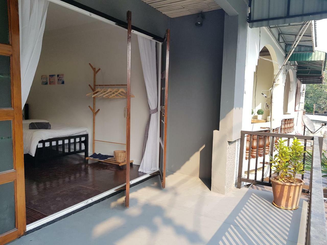 Piyanattha House Chiang Mai Exterior foto