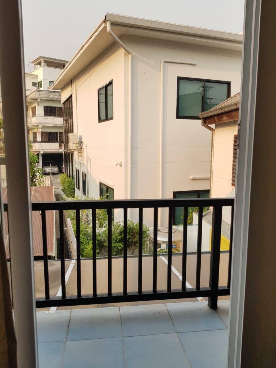 Piyanattha House Chiang Mai Exterior foto